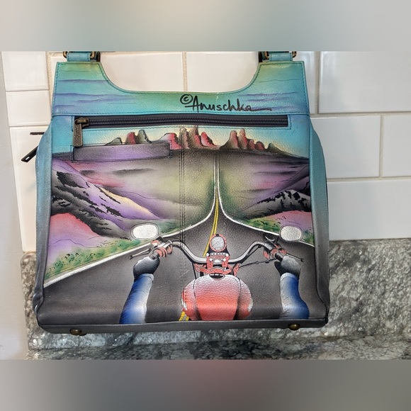 Anuschka Artistic Historic Route 66 Shoulder Bag - Picture 11 of 16
